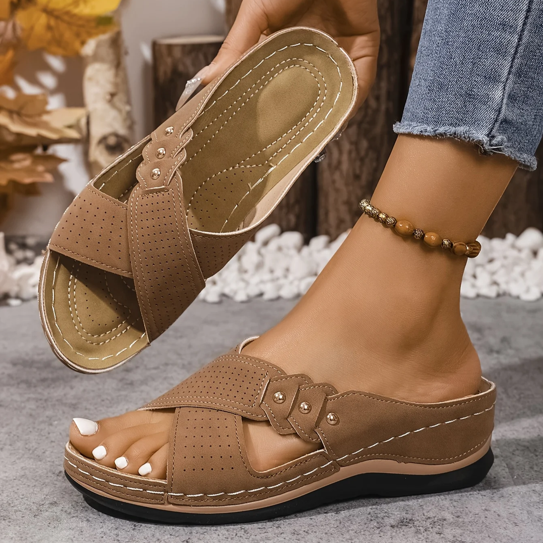 Daniela Orthopedic Comfort Sandal black elegant summer outfit