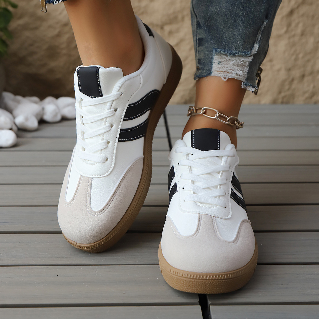 Ariana | Retro Sneakers