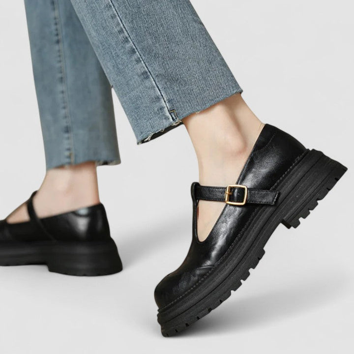 Sarah | Orthopedic Blossom Row Shoes